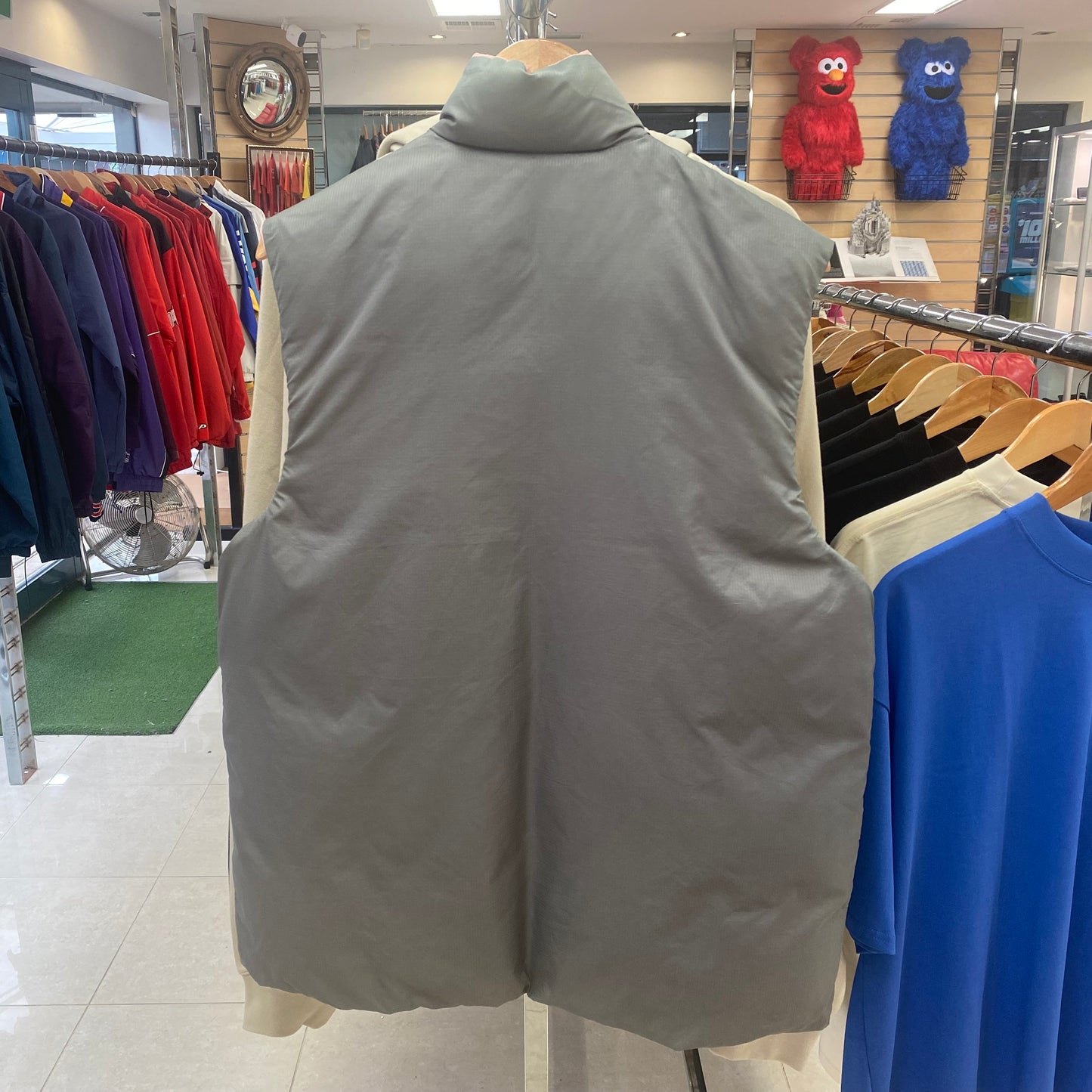 Grey Adidas Vest (XL)