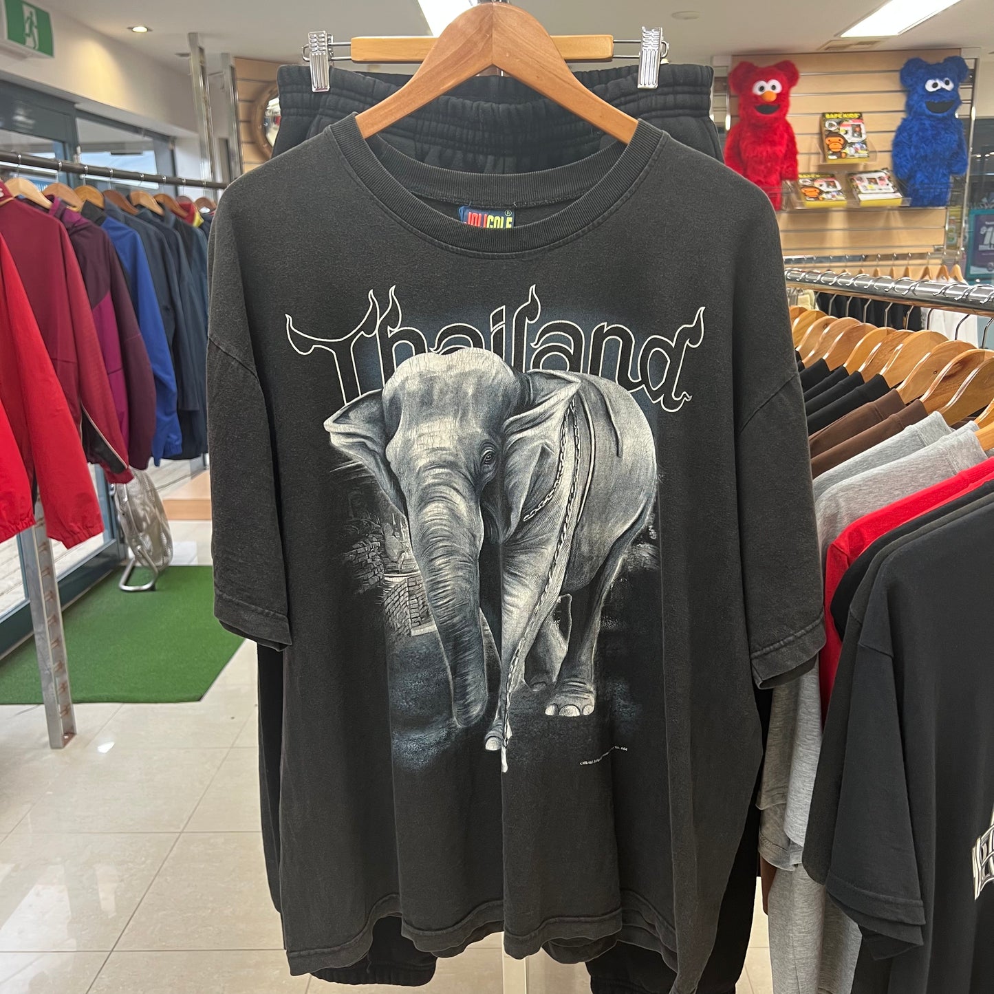 Thailand Elephant T-Shirt (XL)