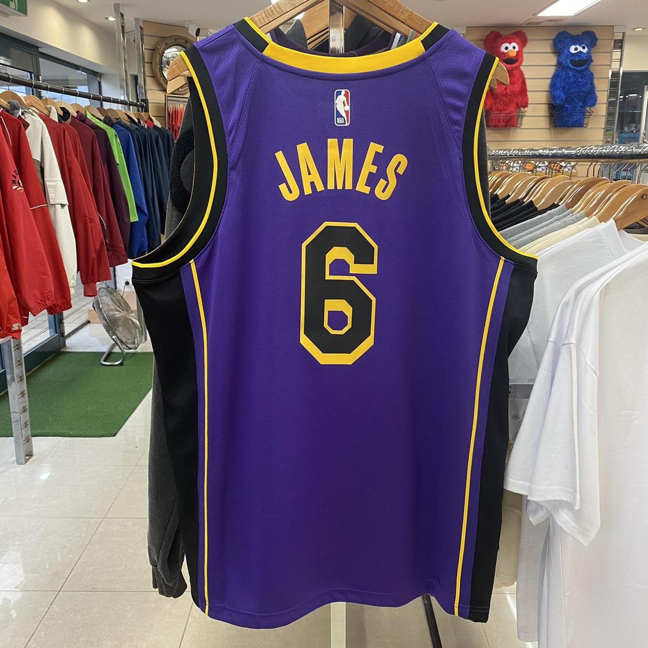 Los Angeles Lakers Lebron James NBA Jersey (XL)