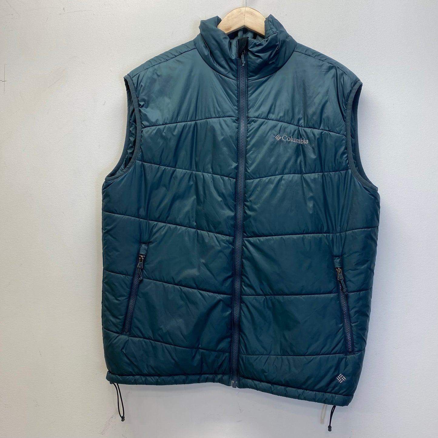 Navy Vintage Columbia puffer vest (XL)