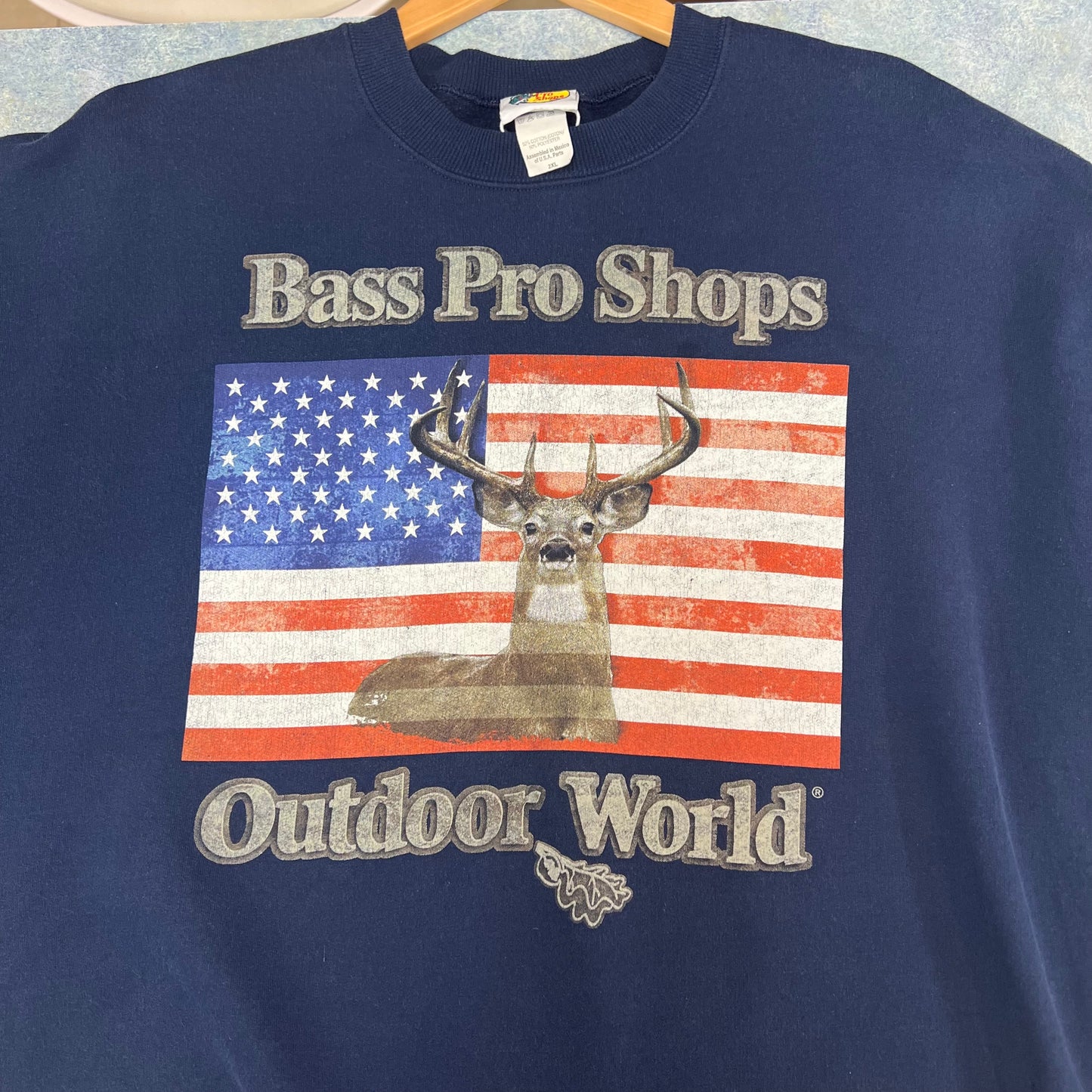 Bass Pro Shops Outdoor World Crewneck (XXL)
