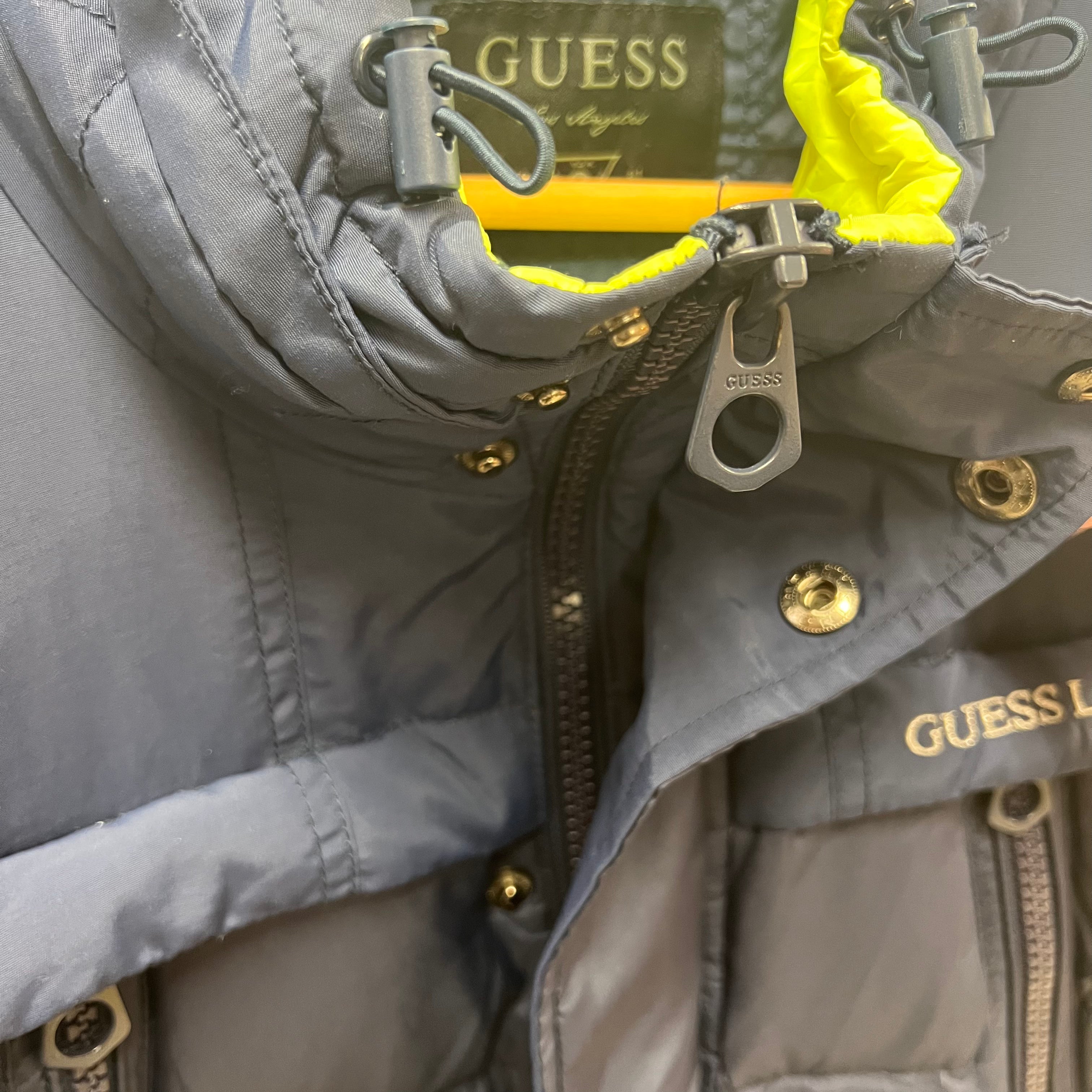 Vintage Guess Los Angeles 1981 Puffer Jacket (L)